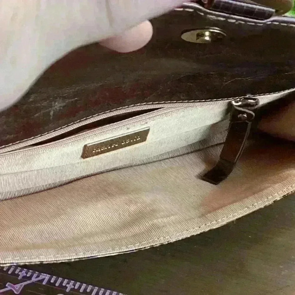 Charles David Leather Snakeskin Bronze Clutch Bag - Picture 16 of 16